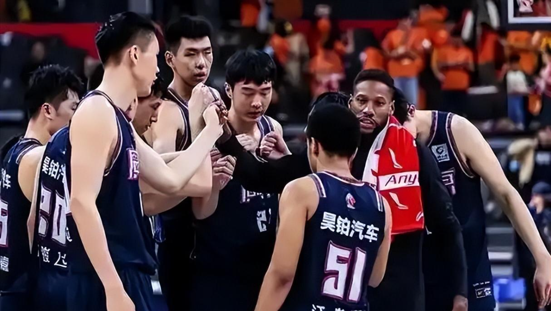 AG体育app下载-108-95！CBA最大黑马狂飙：力克浙江，季后赛开门红，MVP爆砍32分